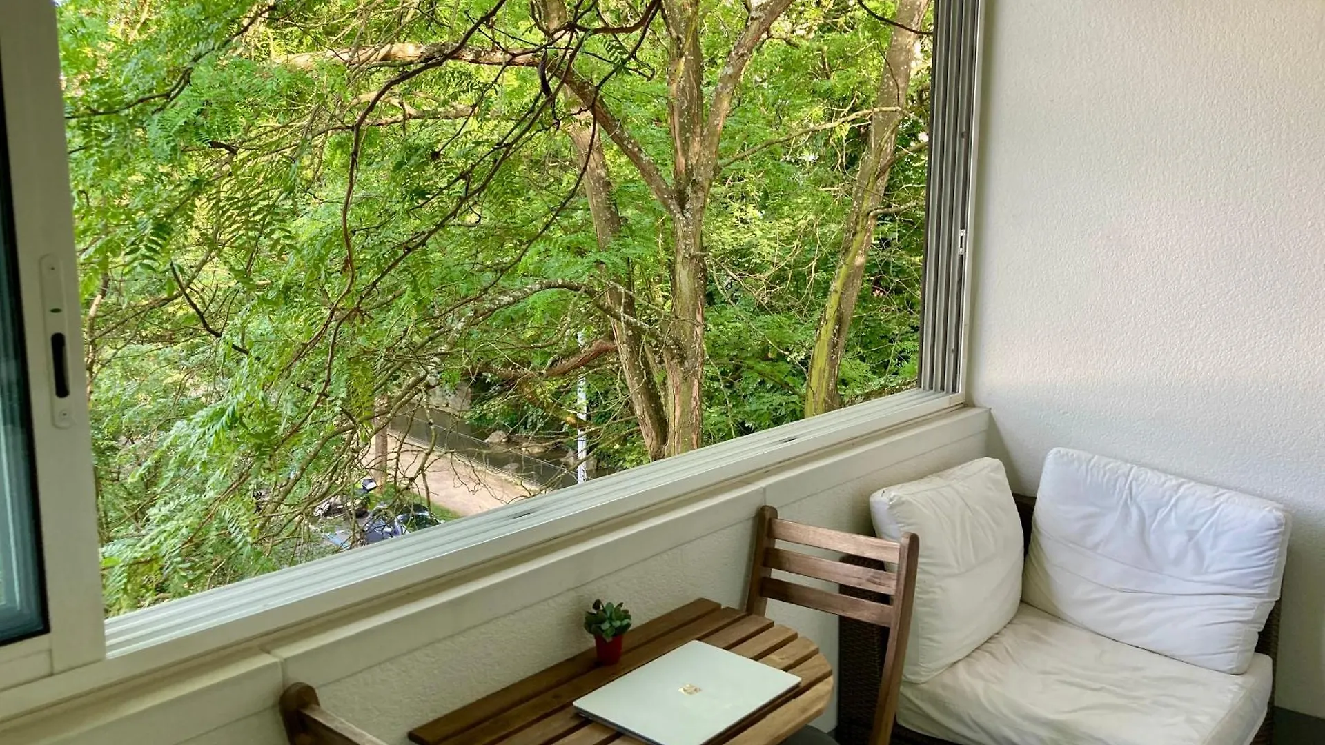 Altbau Near St Alban Tal Apartment Basel